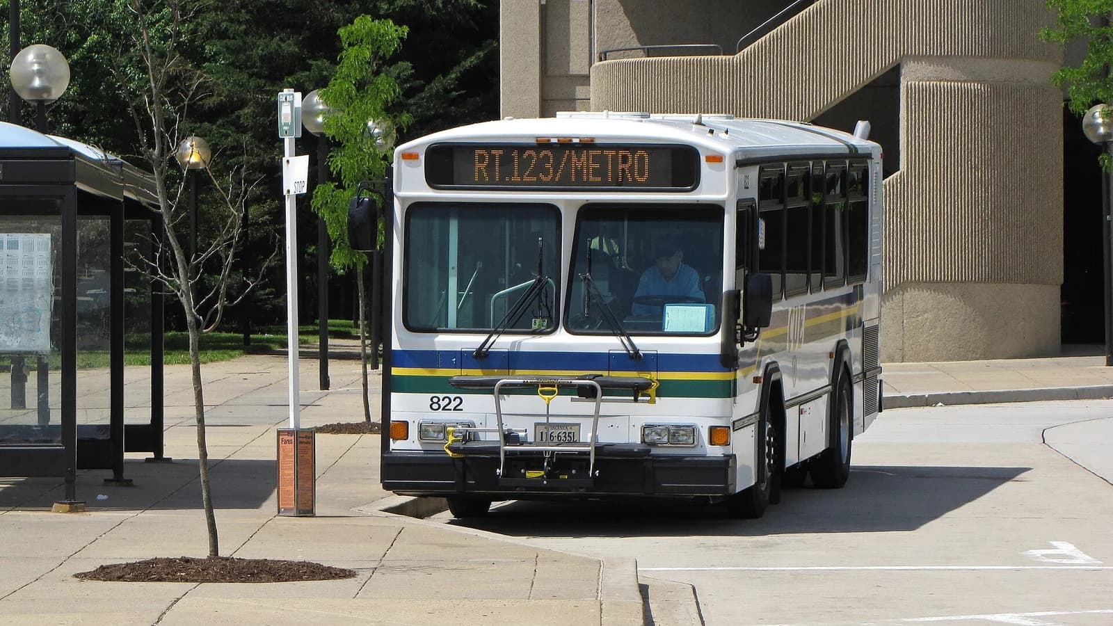 A Fairfax CUE bus at Vienna Fairfax-GMU Metro station